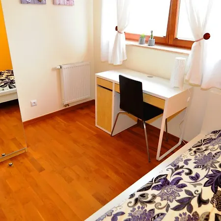 Trzynastka Apartment *